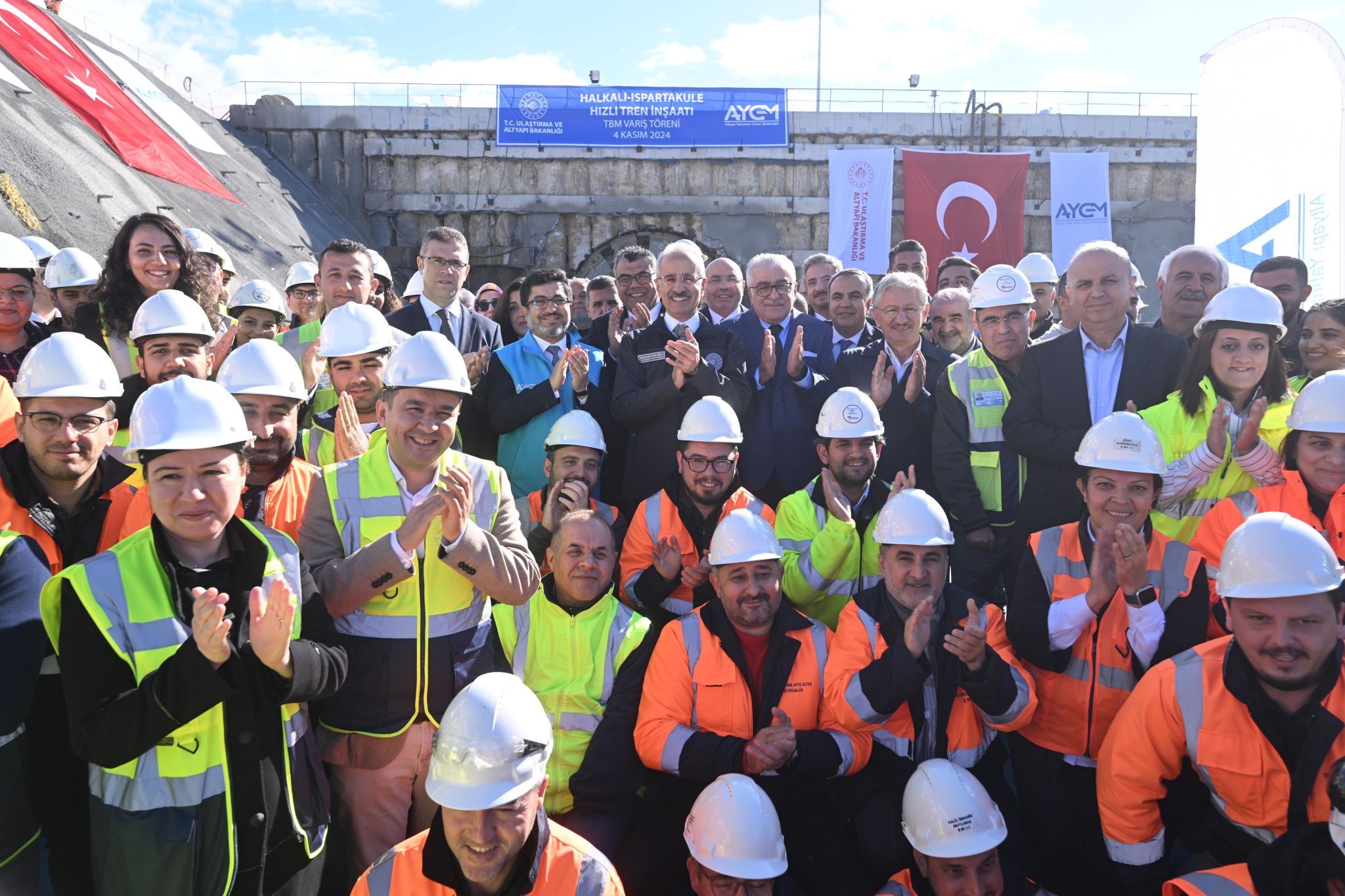 Halkalı-Ispartakule Demiryolu Projesi için ışık görme töreni gerçekleştirildi