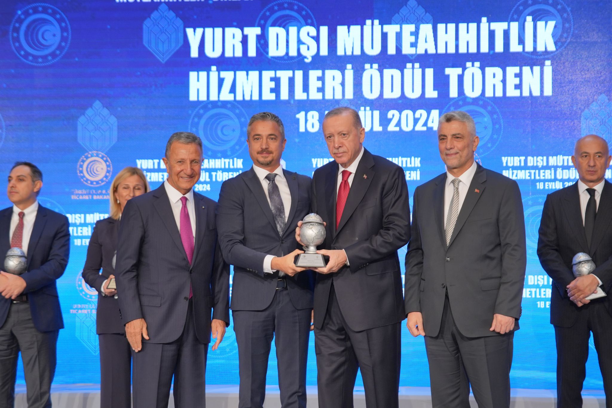 Gülermak Yurt Dışı Müteahhitlik Hizmetleri Ödül Törenin'de